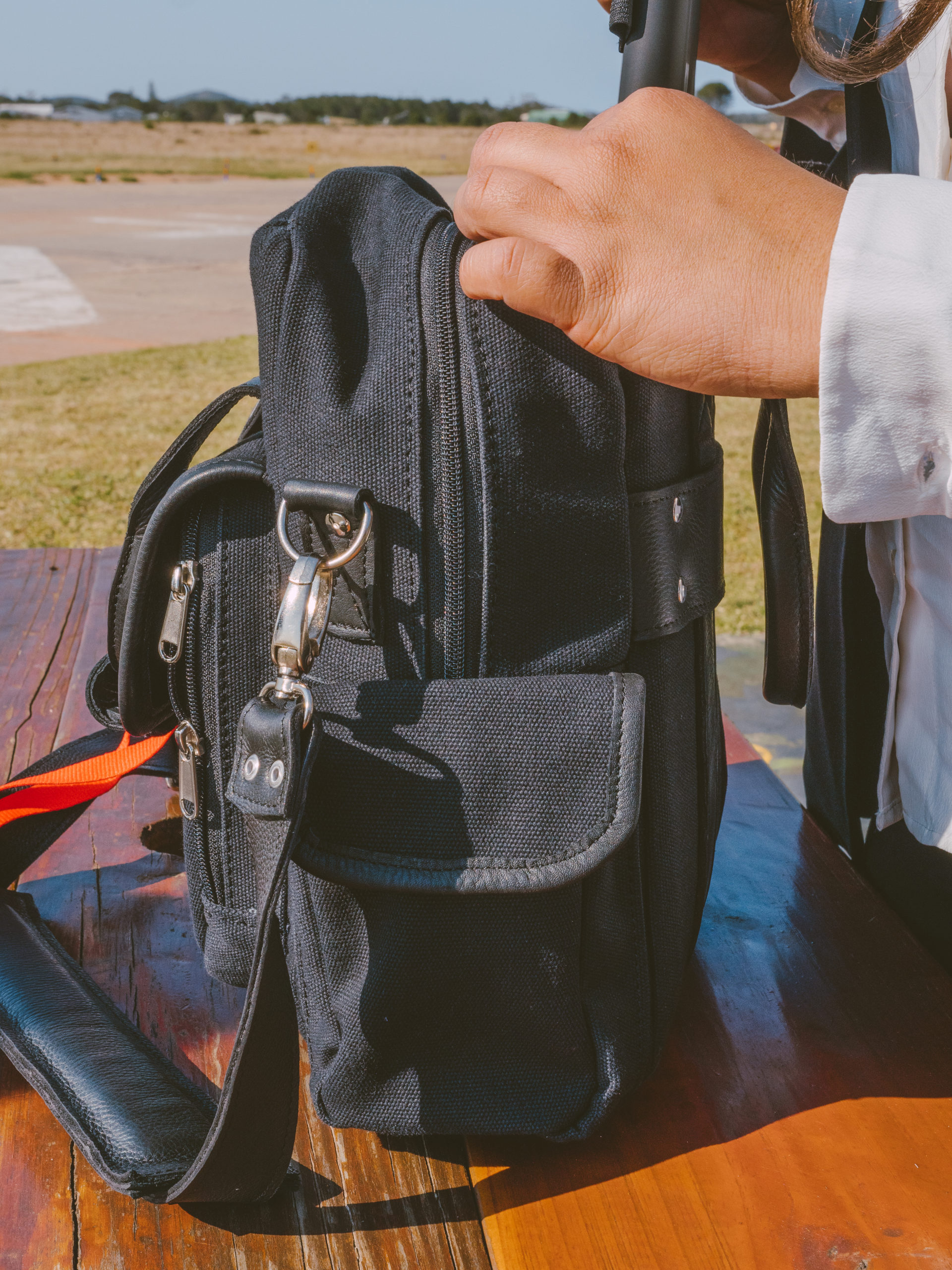43 Flight Bag - Charcoal Canvas - Image 5